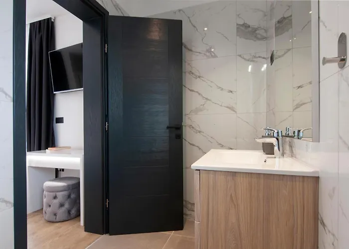 Lovely In * Štokovci